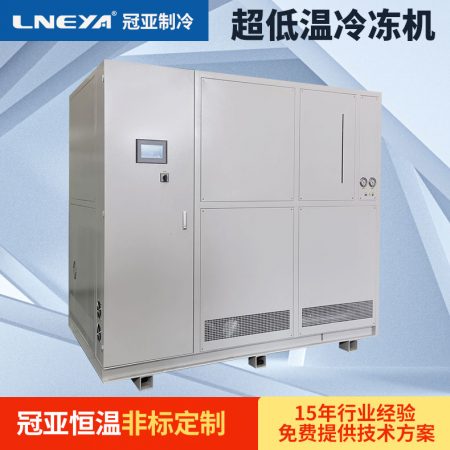 8HP小型风冷式工业冷水机的日常清理工作